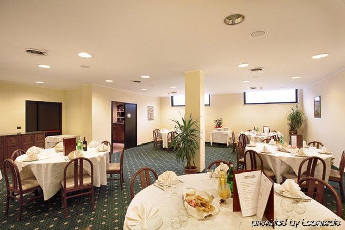 Dropiluc Hotell Druento Restaurant bilde